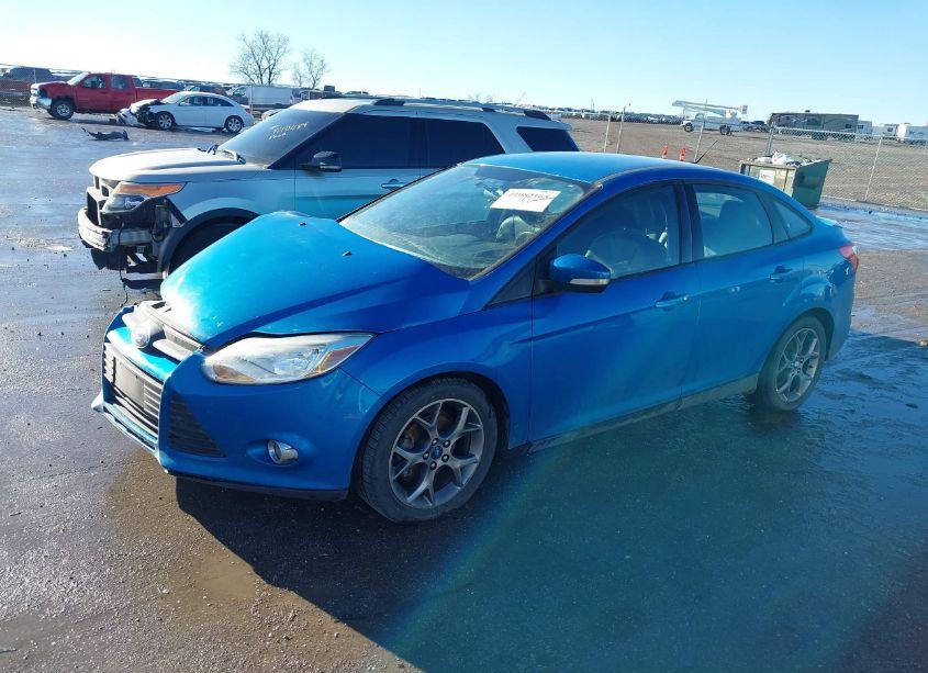 Photo 2 of 2013 Ford Focus SE (VIN 1FADP3F2XDL190066)
