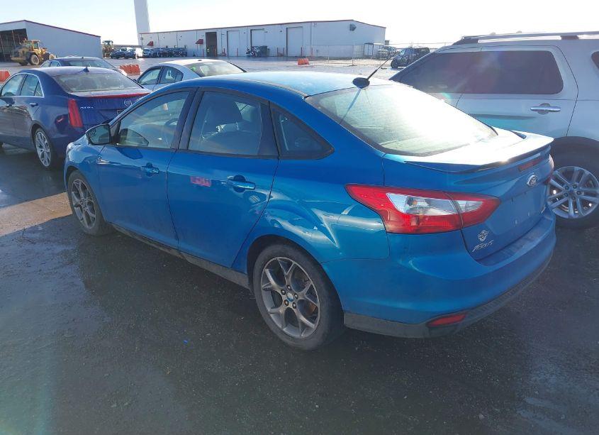 Photo 3 of 2013 Ford Focus SE (VIN 1FADP3F2XDL190066)