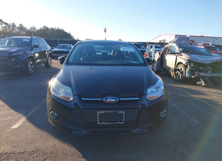 Photo 12 of 2013 Ford Focus SE (VIN 1FADP3F2XDL236124)