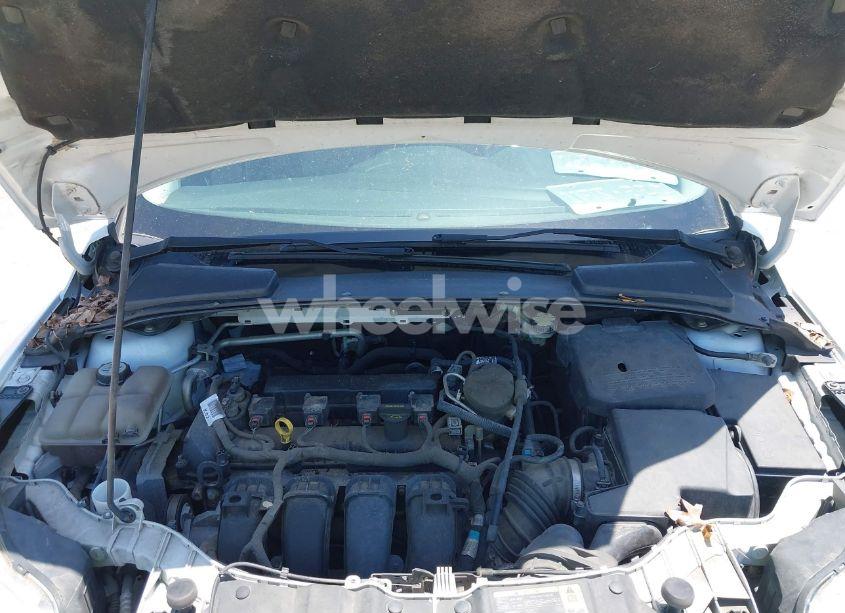 Photo 10 of 2013 Ford Focus SE (VIN 1FADP3F2XDL251450)