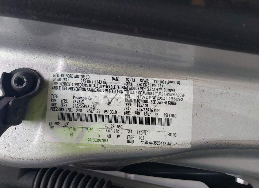 Photo 9 of 2013 Ford Focus SE (VIN 1FADP3F2XDL255692)