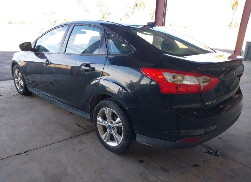 Photo 3 of 2013 Ford Focus SE (VIN 1FADP3F2XDL266191)