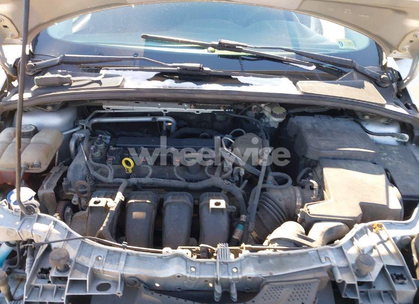 Photo 10 of 2013 Ford Focus SE (VIN 1FADP3F2XDL266479)