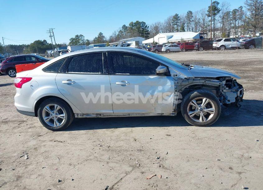 Photo 13 of 2013 Ford Focus SE (VIN 1FADP3F2XDL266479)