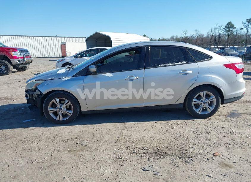 Photo 14 of 2013 Ford Focus SE (VIN 1FADP3F2XDL266479)