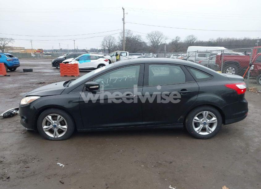 Photo 15 of 2013 Ford Focus SE (VIN 1FADP3F2XDL283086)