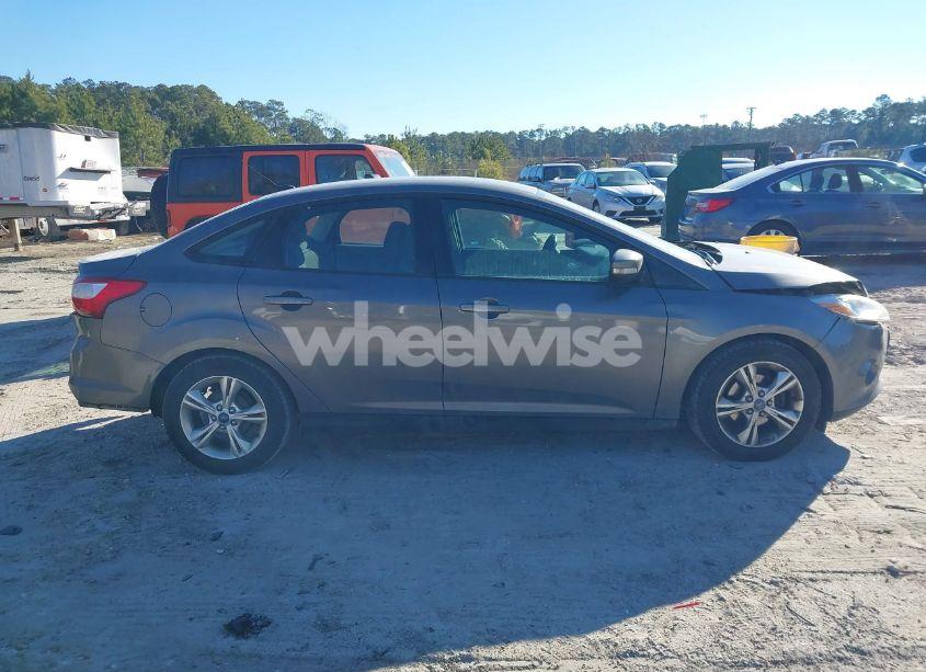 Photo 14 of 2013 Ford Focus SE (VIN 1FADP3F2XDL284335)