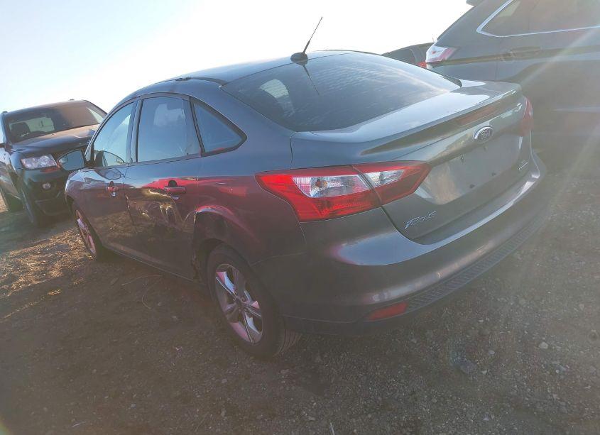 Photo 3 of 2013 Ford Focus SE (VIN 1FADP3F2XDL306883)