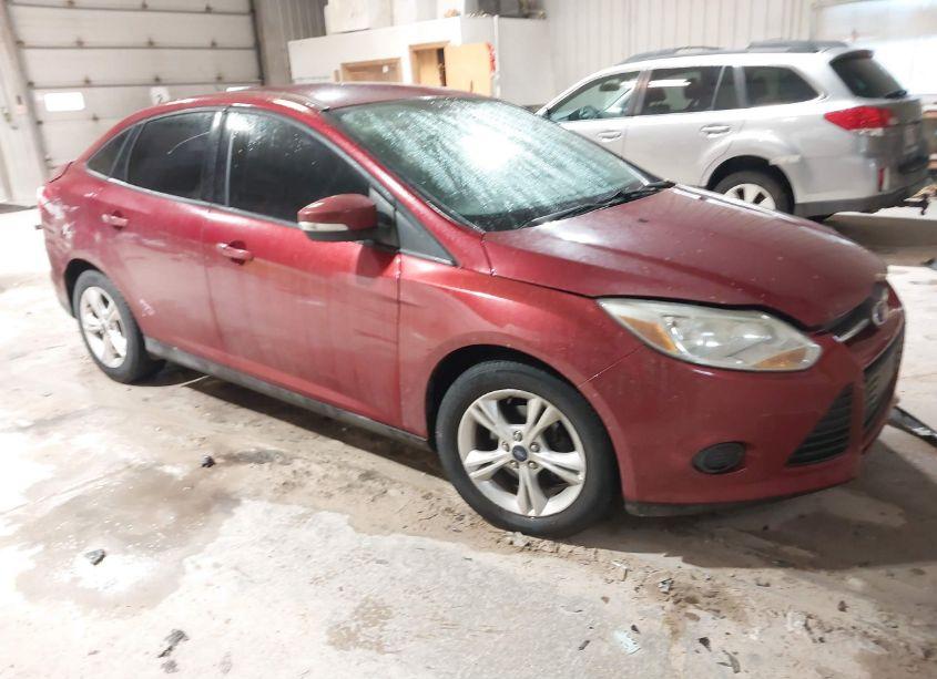 2013 Ford Focus SE (VIN 1FADP3F2XDL334537) main photo