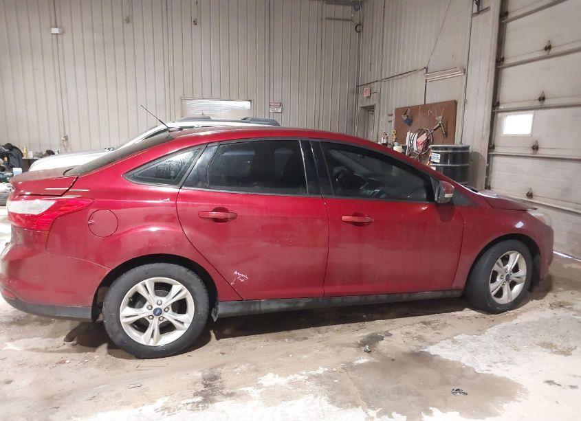 Photo 13 of 2013 Ford Focus SE (VIN 1FADP3F2XDL334537)