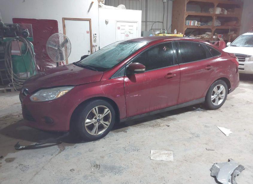 Photo 2 of 2013 Ford Focus SE (VIN 1FADP3F2XDL334537)