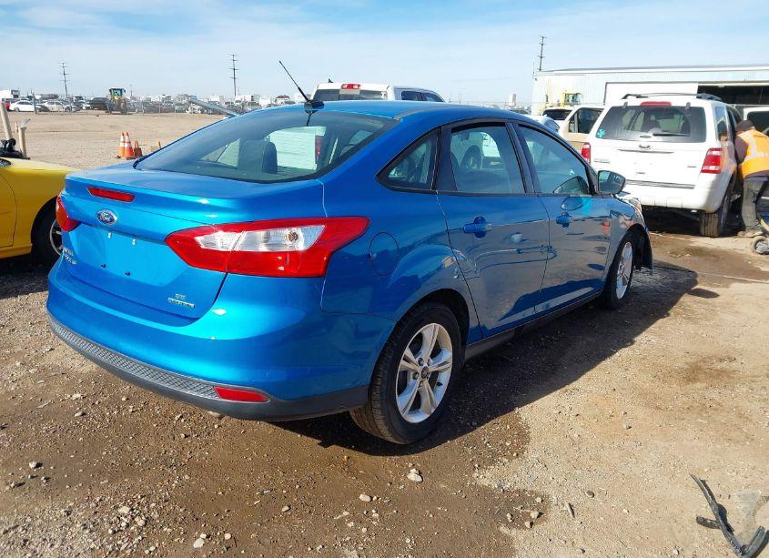Photo 4 of 2013 Ford Focus SE (VIN 1FADP3F2XDL362189)