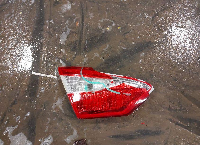 Photo 12 of 2014 Ford Focus SE (VIN 1FADP3F2XEL132959)