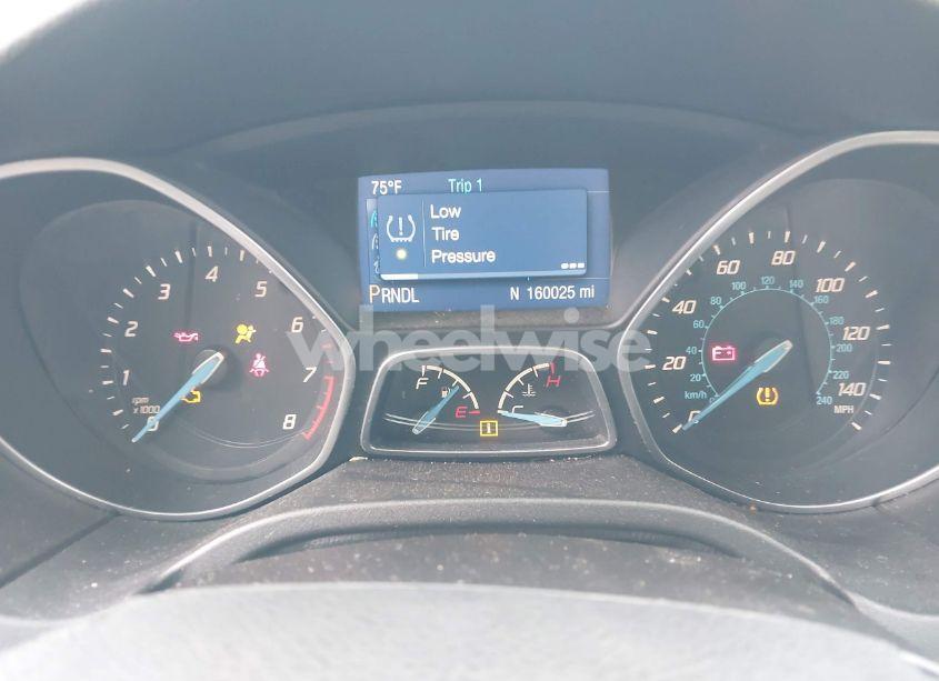 Photo 7 of 2014 Ford Focus SE (VIN 1FADP3F2XEL145047)