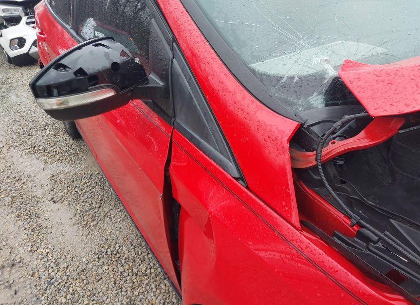 Photo 14 of 2014 Ford Focus SE (VIN 1FADP3F2XEL148319)