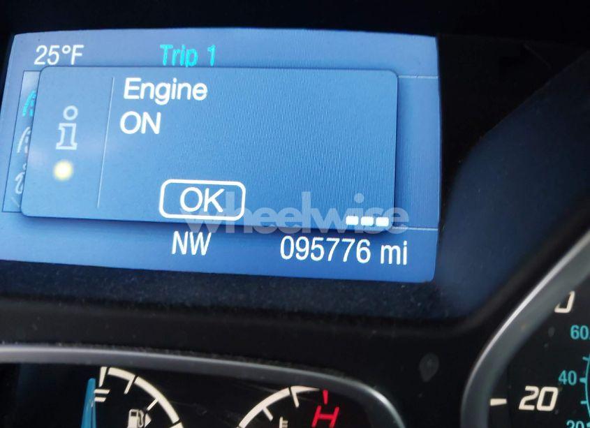 Photo 12 of 2014 Ford Focus SE (VIN 1FADP3F2XEL165069)