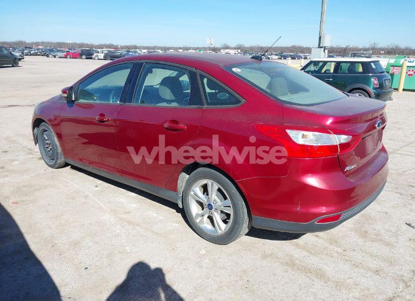 Photo 3 of 2014 Ford Focus SE (VIN 1FADP3F2XEL168196)