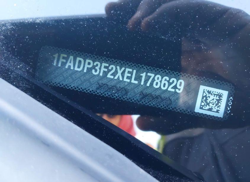 Photo 12 of 2014 Ford Focus SE (VIN 1FADP3F2XEL178629)