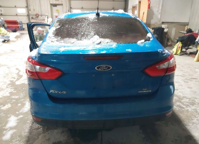 Photo 15 of 2014 Ford Focus SE (VIN 1FADP3F2XEL192806)