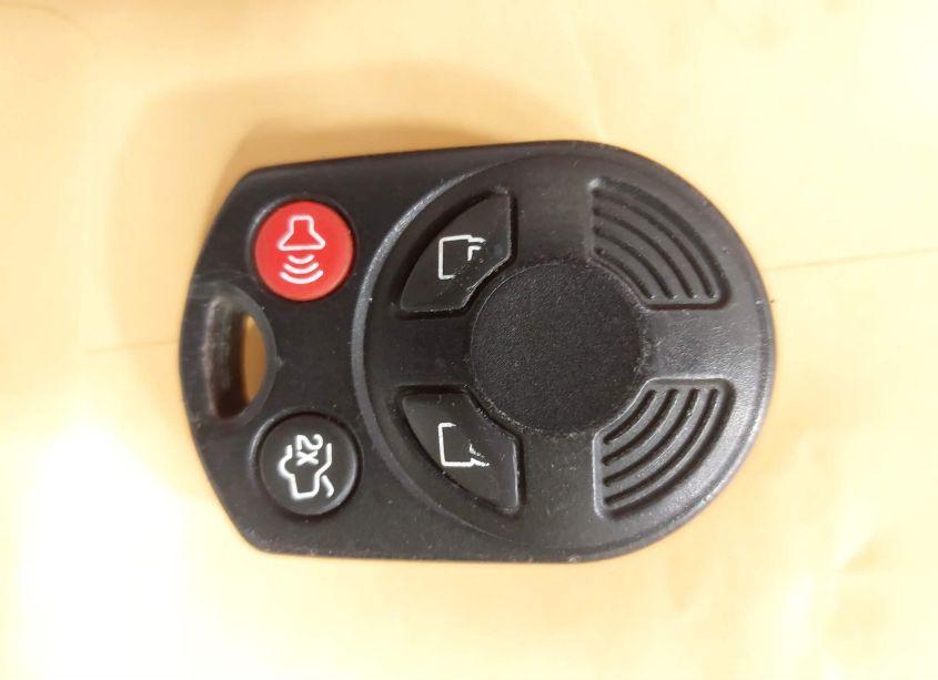 Photo 11 of 2014 Ford Focus SE (VIN 1FADP3F2XEL200113)