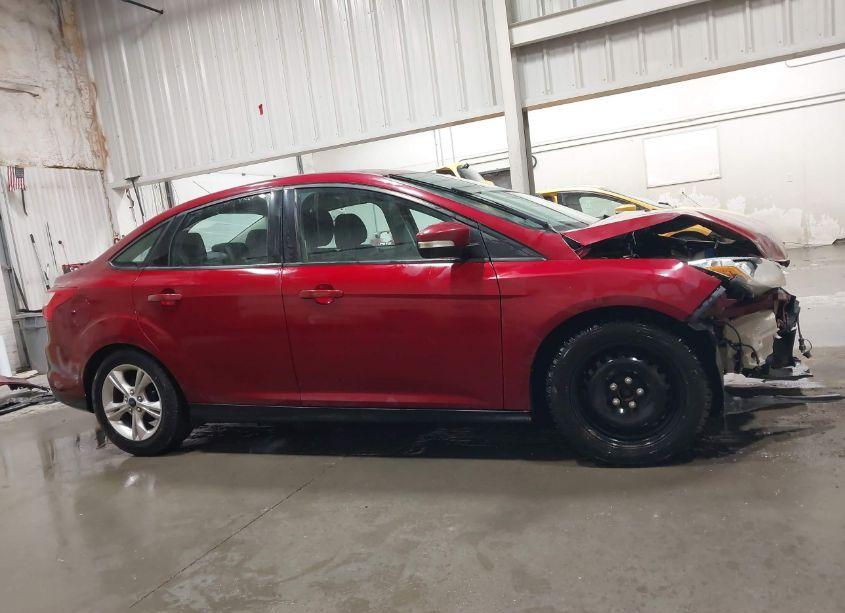 Photo 14 of 2014 Ford Focus SE (VIN 1FADP3F2XEL200113)