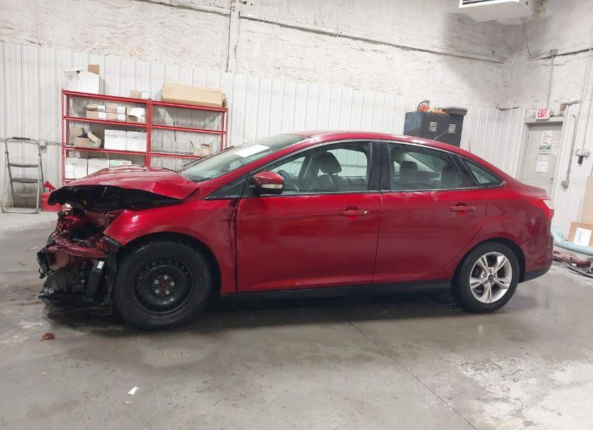 Photo 15 of 2014 Ford Focus SE (VIN 1FADP3F2XEL200113)