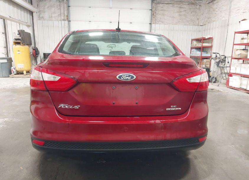 Photo 17 of 2014 Ford Focus SE (VIN 1FADP3F2XEL200113)