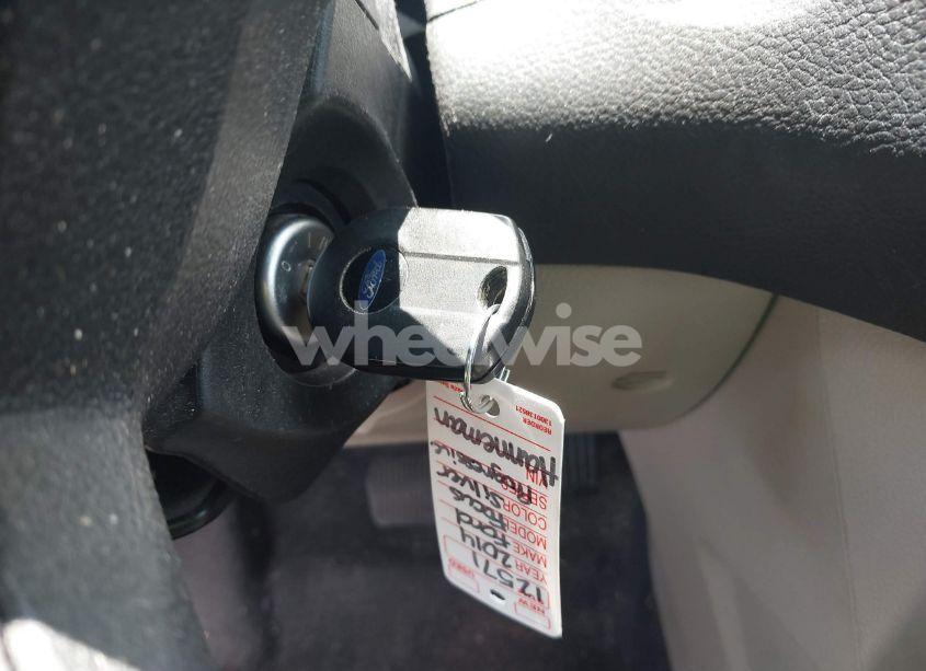 Photo 11 of 2014 Ford Focus SE (VIN 1FADP3F2XEL204016)