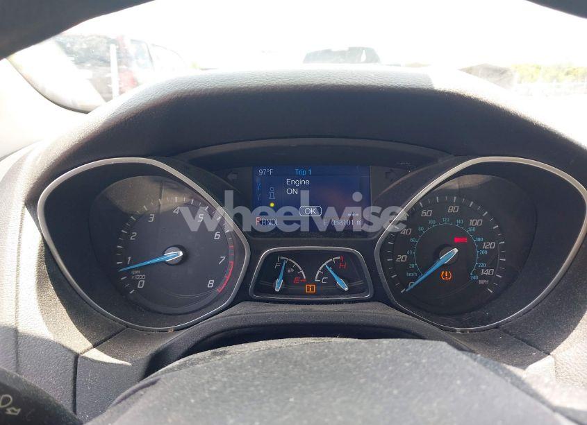 Photo 7 of 2014 Ford Focus SE (VIN 1FADP3F2XEL204016)