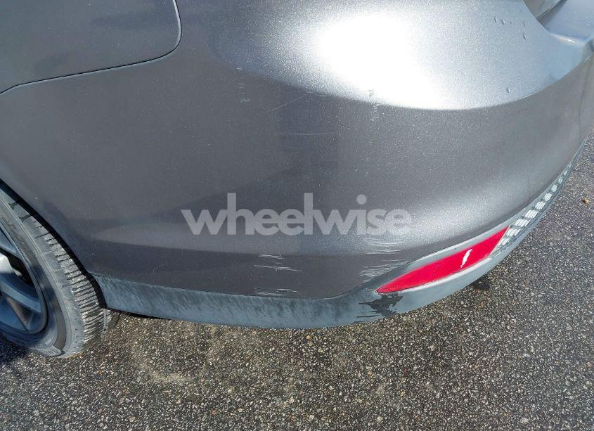 Photo 6 of 2014 Ford Focus SE (VIN 1FADP3F2XEL213072)