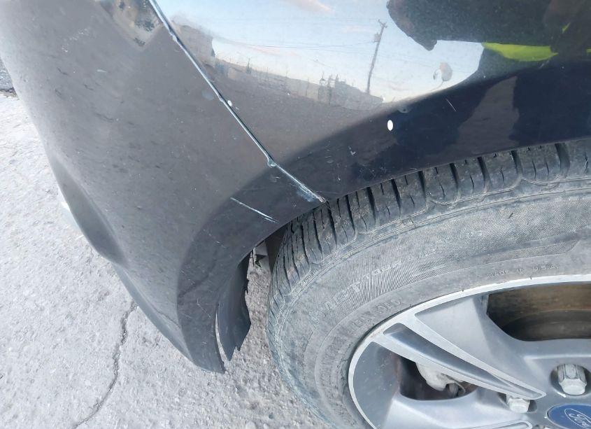 Photo 6 of 2014 Ford Focus SE (VIN 1FADP3F2XEL270422)