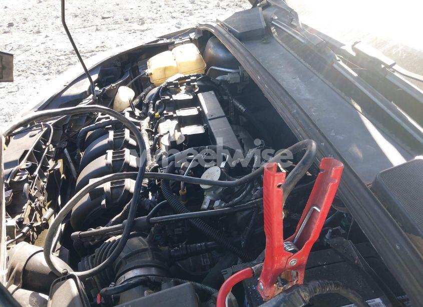 Photo 10 of 2014 Ford Focus SE (VIN 1FADP3F2XEL315908)