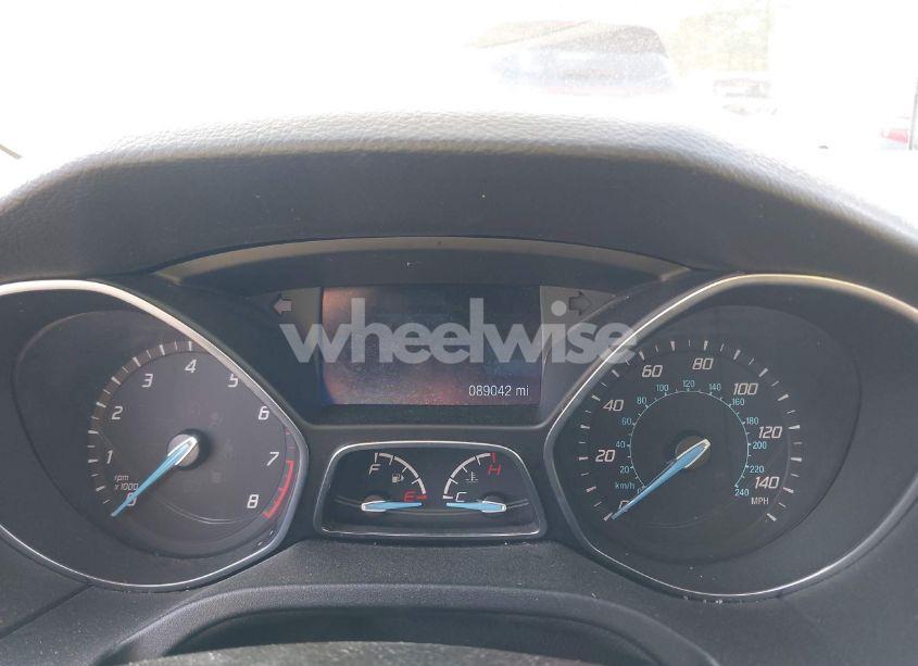 Photo 7 of 2014 Ford Focus SE (VIN 1FADP3F2XEL366700)