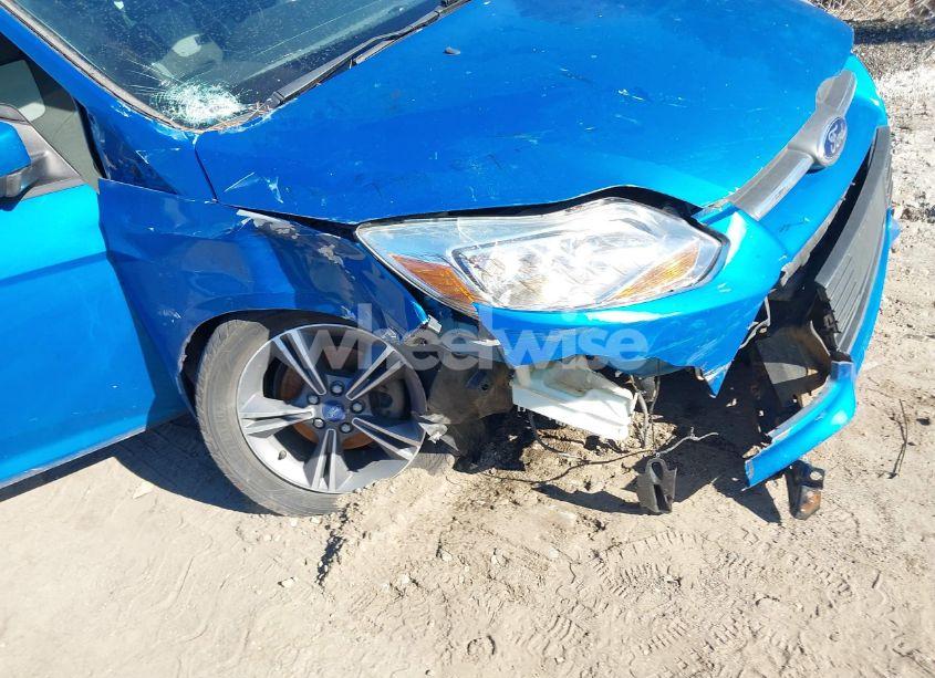 Photo 6 of 2014 Ford Focus SE (VIN 1FADP3F2XEL387126)