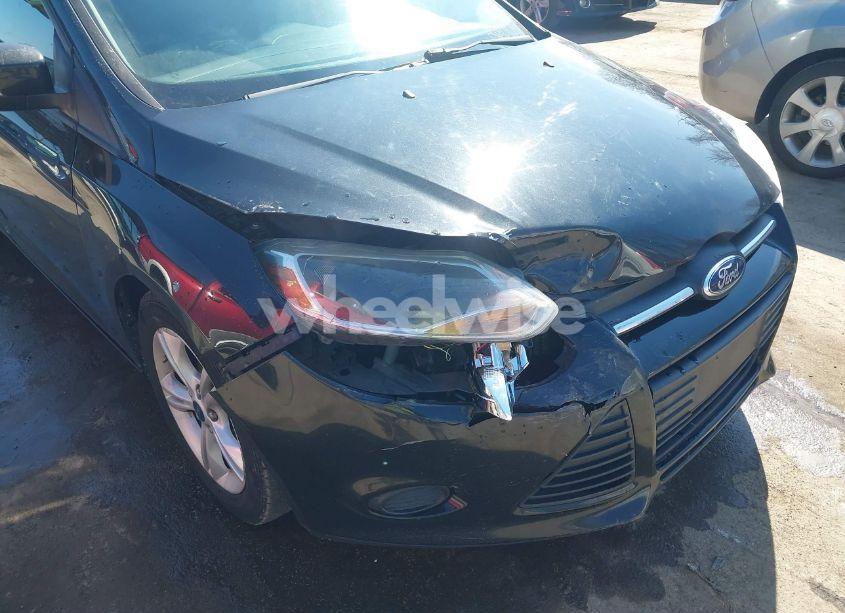 Photo 6 of 2014 Ford Focus SE (VIN 1FADP3F2XEL437104)