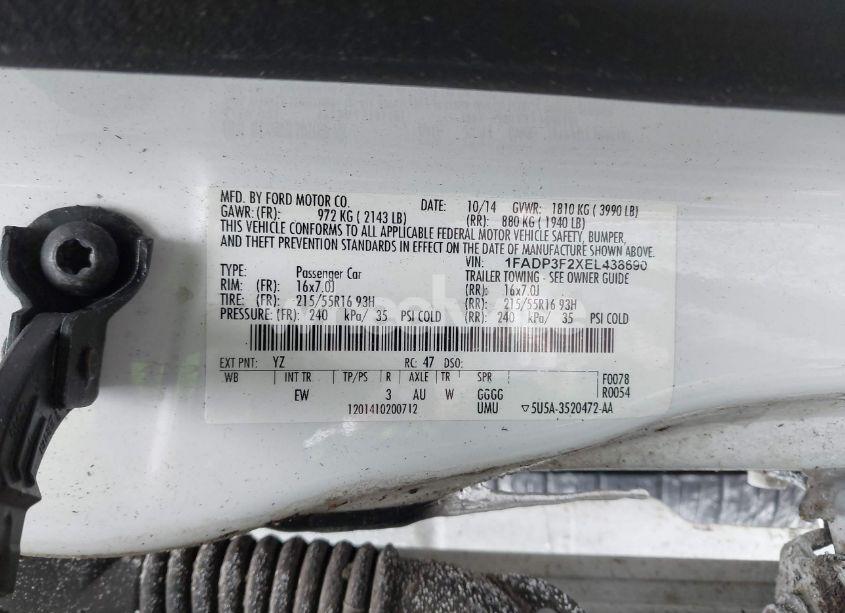 Photo 9 of 2014 Ford Focus SE (VIN 1FADP3F2XEL438690)