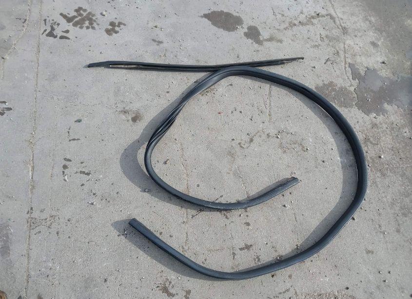 Photo 12 of 2014 Ford Focus SE (VIN 1FADP3F2XEL448524)