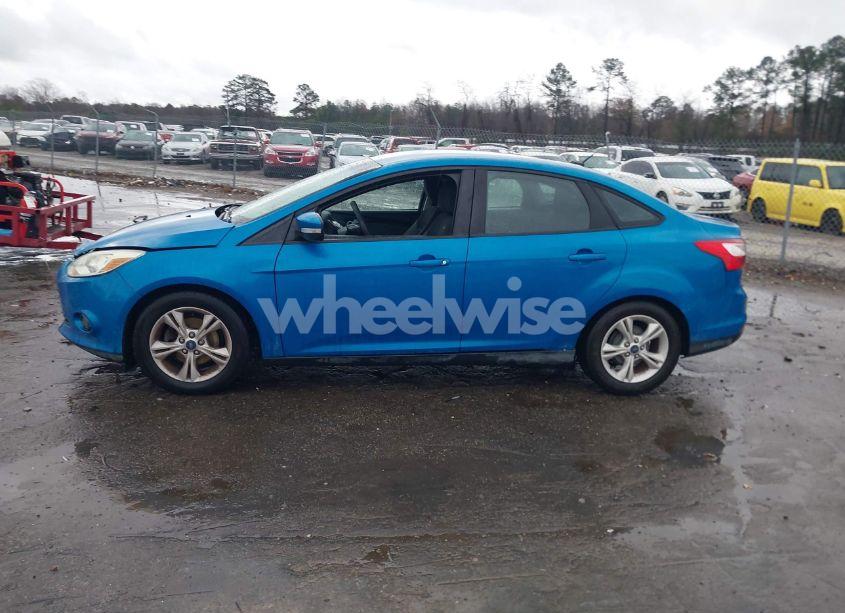 Photo 14 of 2014 Ford Focus SE (VIN 1FADP3F2XEL457157)