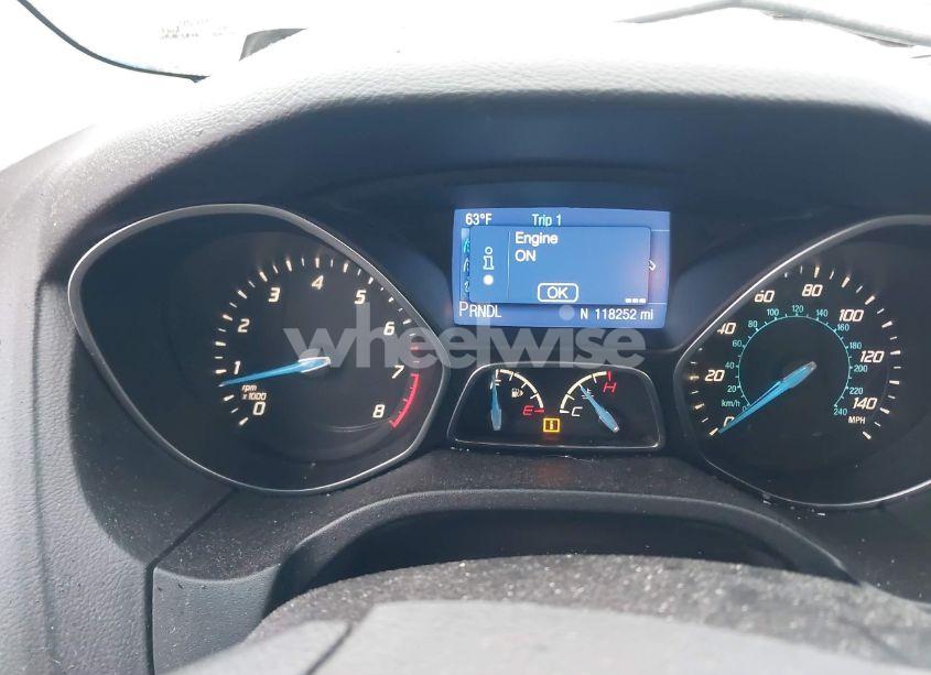Photo 7 of 2014 Ford Focus SE (VIN 1FADP3F2XEL457157)
