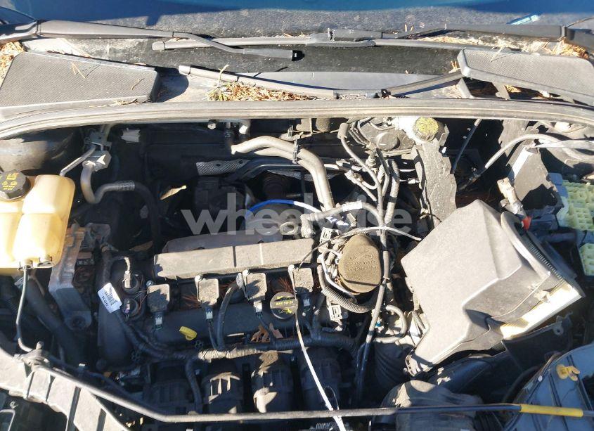 Photo 14 of 2015 Ford Focus SE (VIN 1FADP3F2XFL253105)