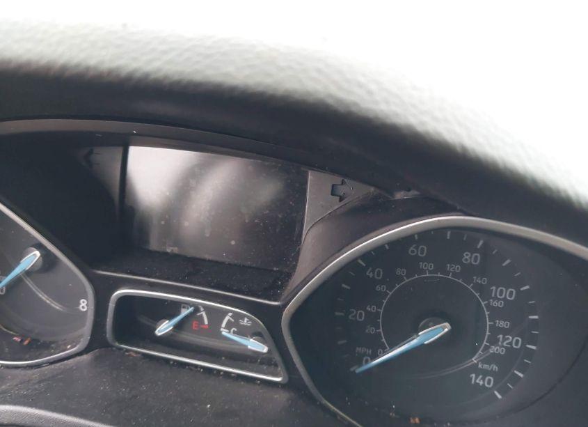 Photo 7 of 2015 Ford Focus SE (VIN 1FADP3F2XFL293815)