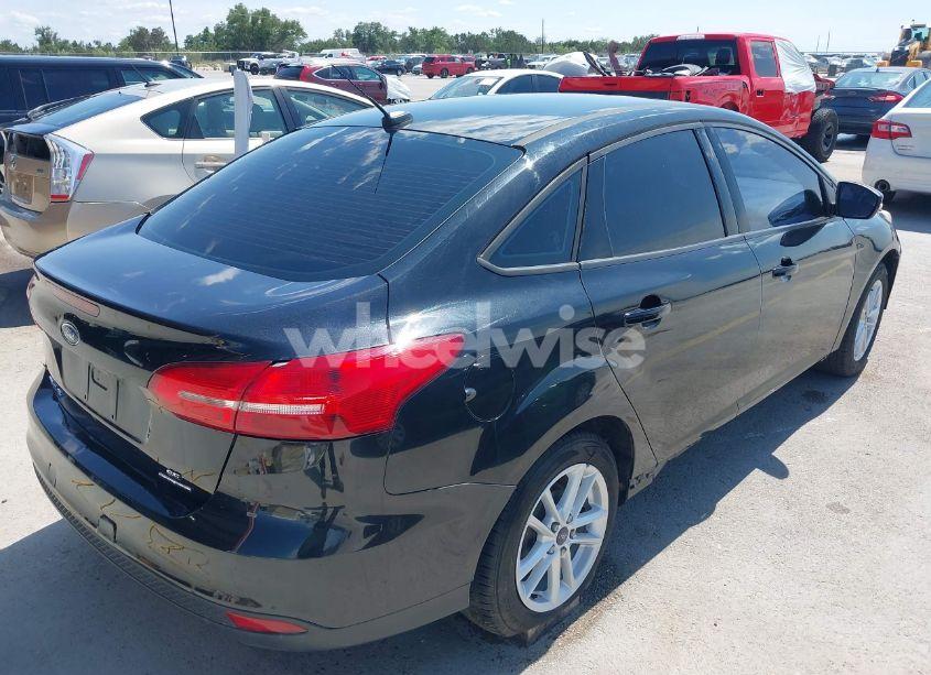 Photo 18 of 2015 Ford Focus SE (VIN 1FADP3F2XFL313657)