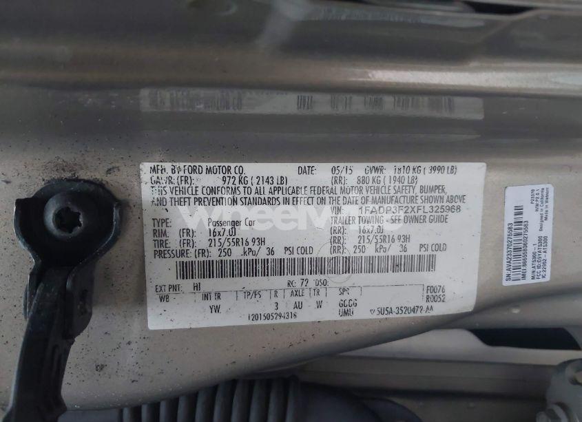 Photo 9 of 2015 Ford Focus SE (VIN 1FADP3F2XFL325968)