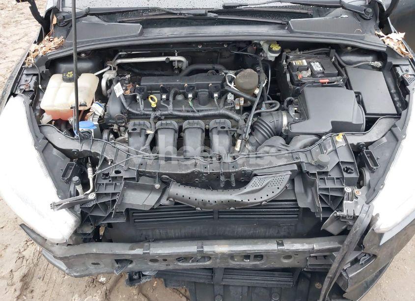 Photo 10 of 2015 Ford Focus SE (VIN 1FADP3F2XFL365046)