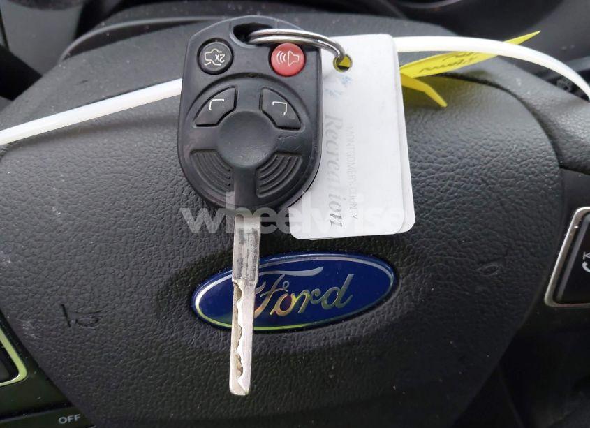 Photo 11 of 2015 Ford Focus SE (VIN 1FADP3F2XFL365046)