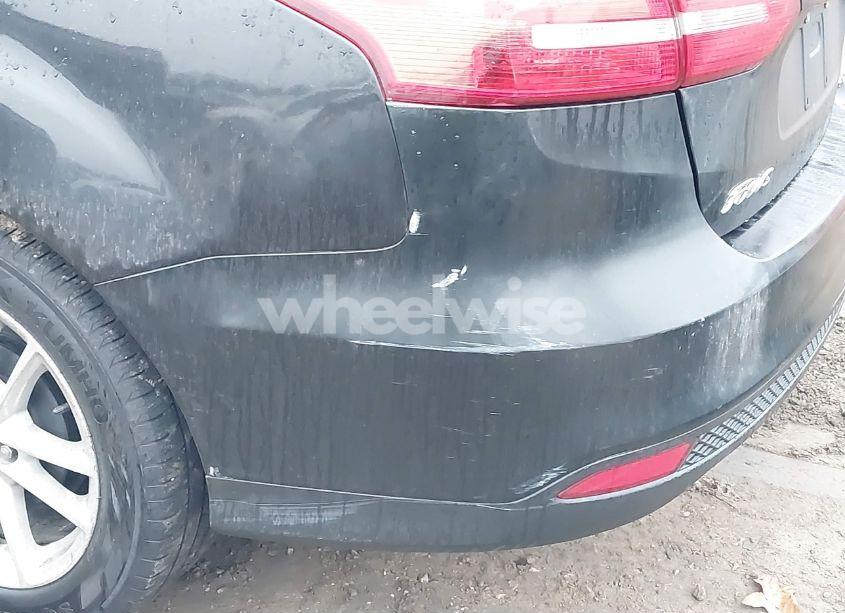 Photo 14 of 2015 Ford Focus SE (VIN 1FADP3F2XFL365046)