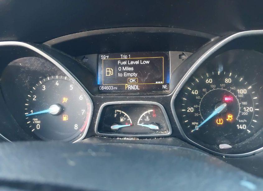 Photo 7 of 2015 Ford Focus SE (VIN 1FADP3F2XFL374863)