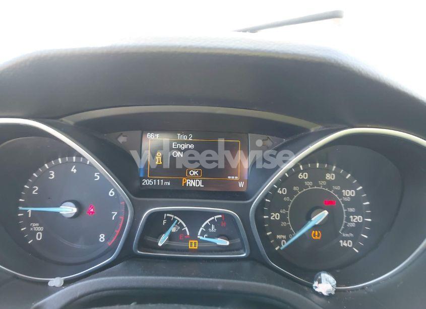 Photo 7 of 2015 Ford Focus SE (VIN 1FADP3F2XFL375964)