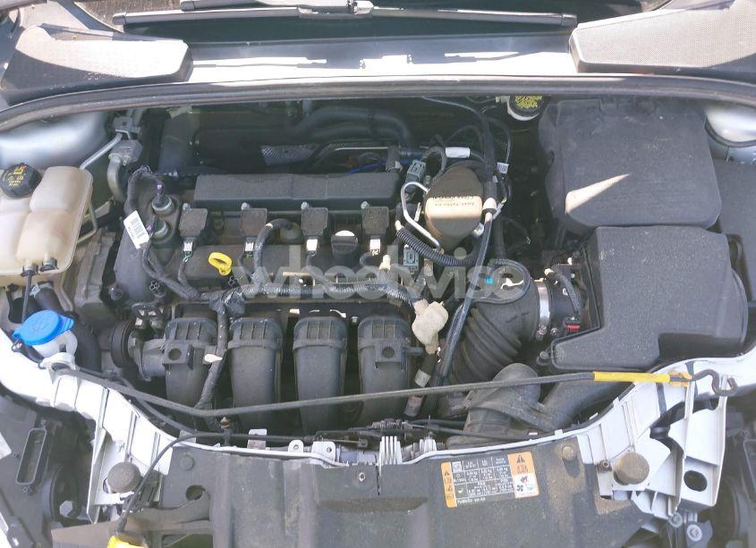 Photo 10 of 2016 Ford Focus SE (VIN 1FADP3F2XGL201085)