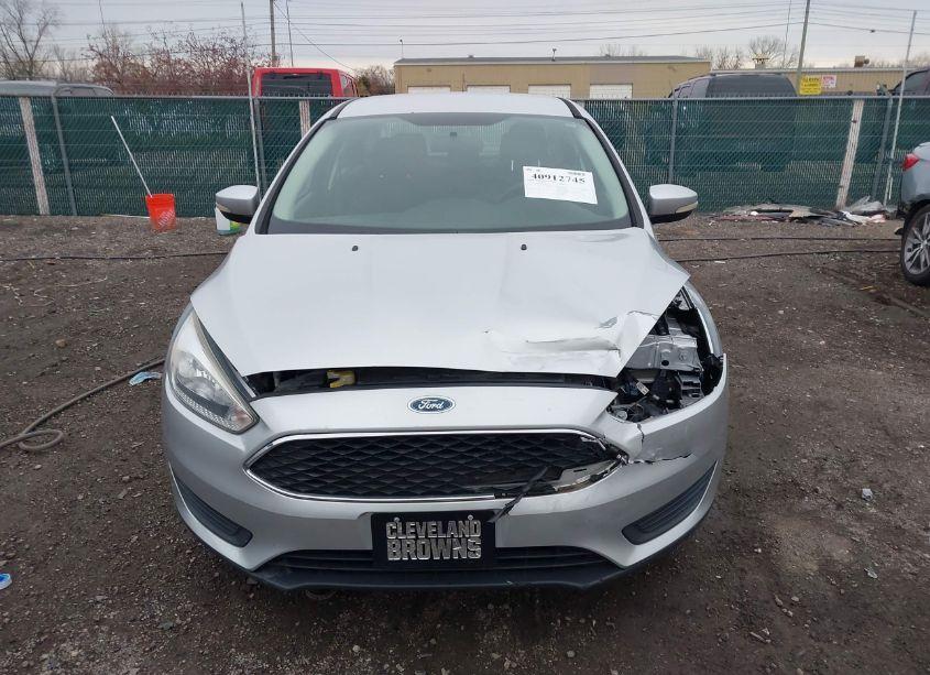 Photo 12 of 2016 Ford Focus SE (VIN 1FADP3F2XGL217674)